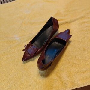 Chic Brown Leather Flats for Women